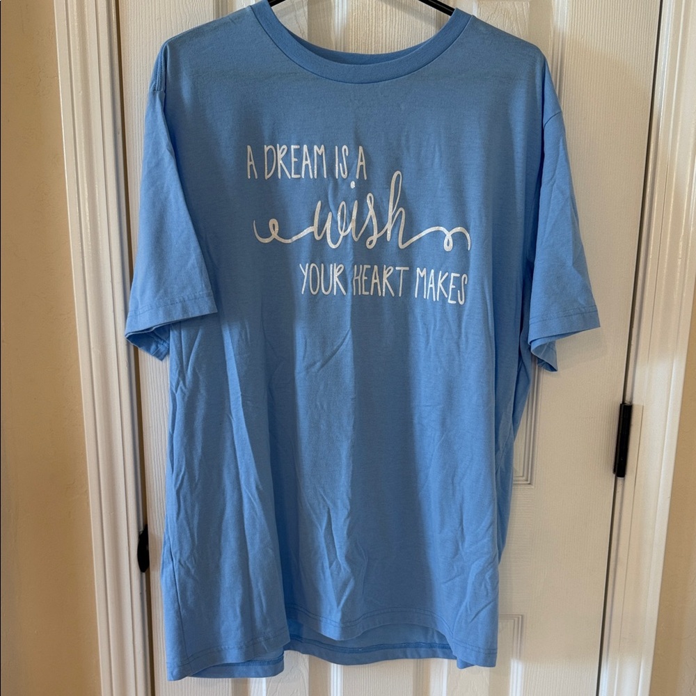 ✨NWOT- Disney inspired Wish Graphic Tee✨